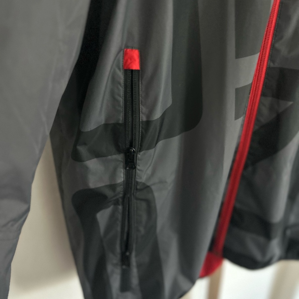 Porsche Intelligent Performance Hooded Drivers Selection Jacket NEW XL - Picture 4 of 9